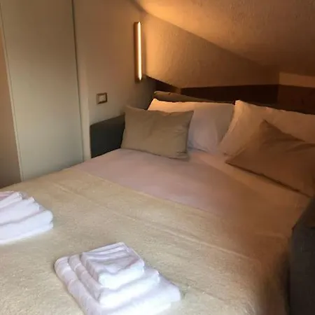 Апартаменти Cozy Close To The Slopes
